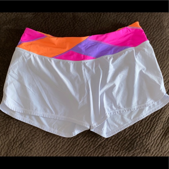 RARE Lululemon Groove Run Shorts - Size 10